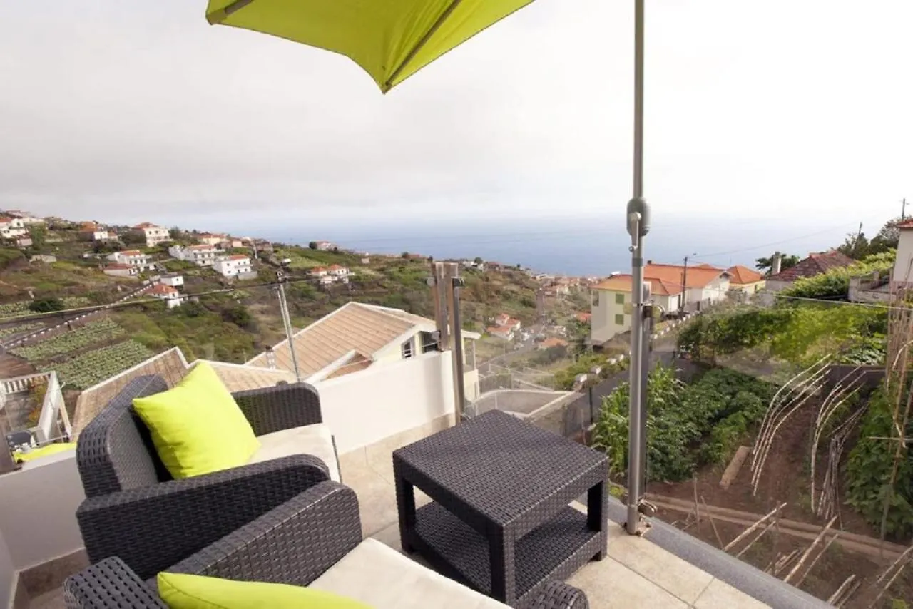Crystal House Villa Calheta  Portugal